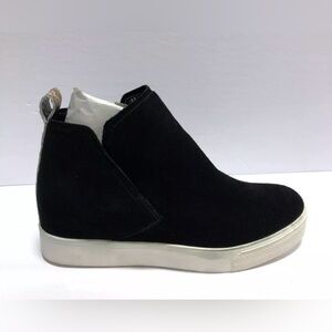Dolce Vita Walker Womens Sneaker Black Suede 8.5M